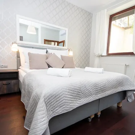 Inpoint Old Town Comfort Self Check-in