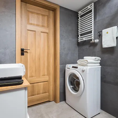 Inpoint Old Town Apartment