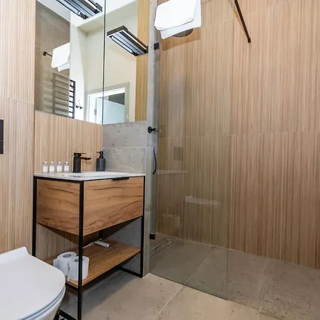 Inpoint Old Town Comfort Self Check-in شقة *