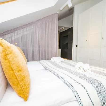 Inpoint Old Town Comfort Self Check-in