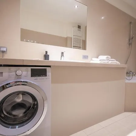 Inpoint Old Town Comfort Self Check-in كراكوفيا