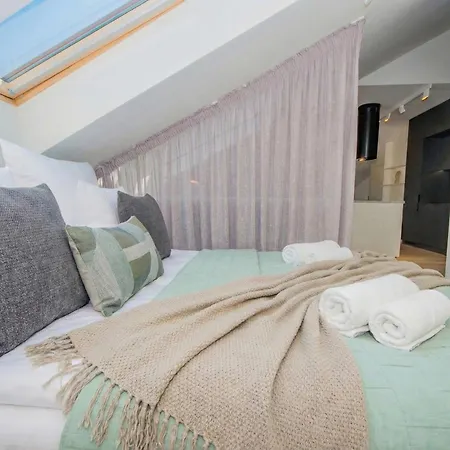 Inpoint Old Town Comfort Self Check-in